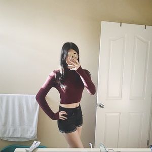 Burgundy chenille cropped sweater